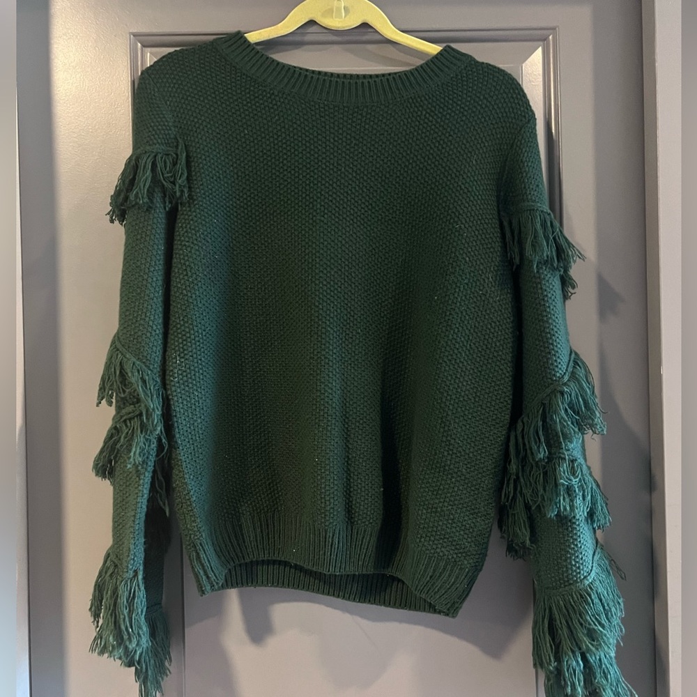 Fringe sleeve sweater